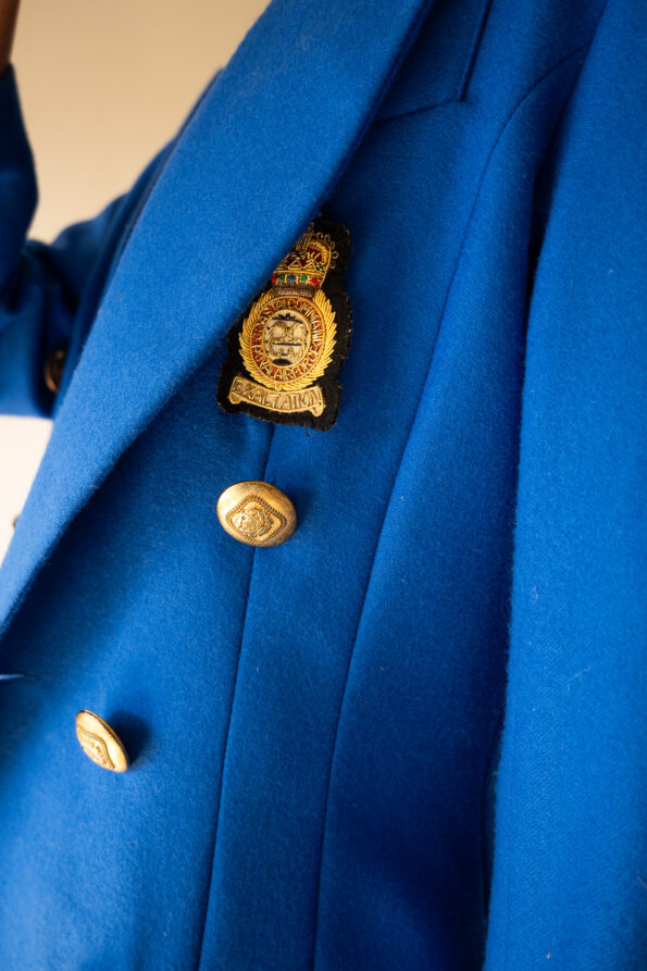The kobalt blue wool sailor blazer - Size up to 36 - Image 4