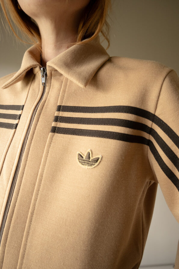Rare find: The vintage Adidas 1970’s beige track jacket - Size up to 40 - Image 4