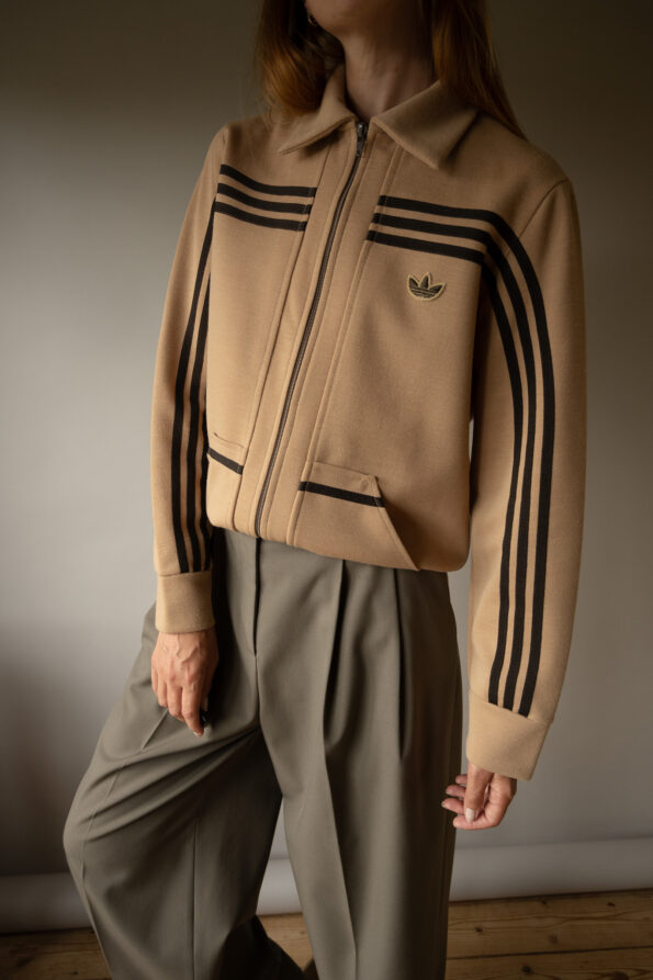 Rare find: The vintage Adidas 1970’s beige track jacket - Size up to 40 - Image 9