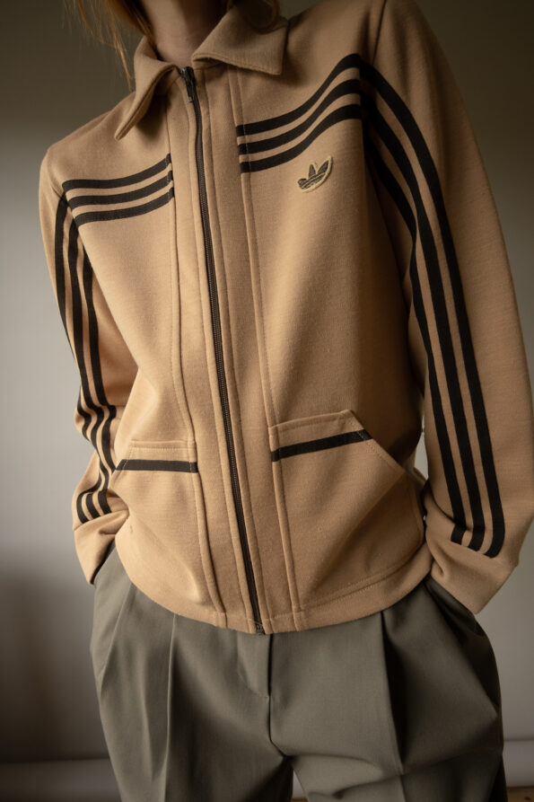 Rare find: The vintage Adidas 1970’s beige track jacket - Size up to 40 - Image 2