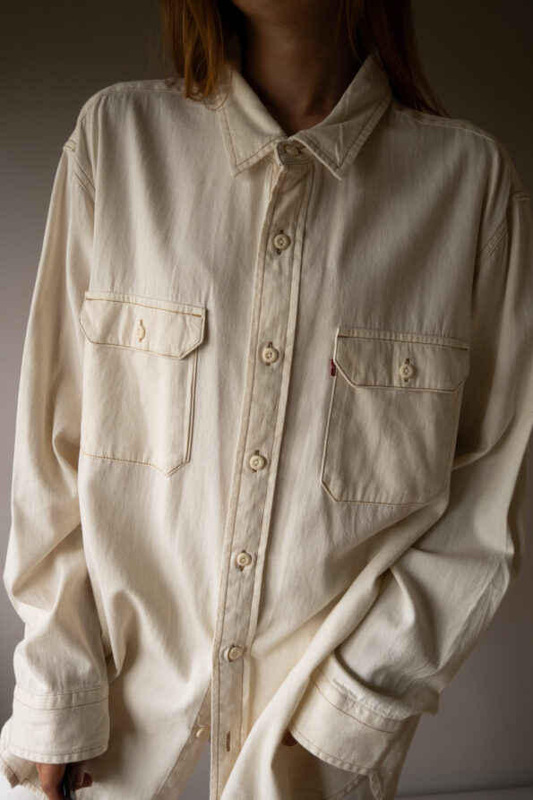 The vintage Levi’s denim shirt - Size up to L - Image 5