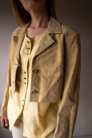 The light beige cropped suede jacket - Size up to S