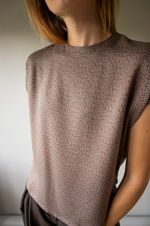 The simple and perfect brown silk top - Size up to 38