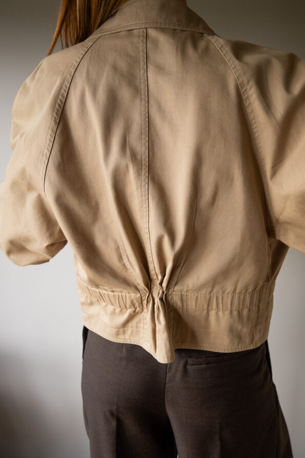 The cotton boxy jacket in beige - Size up to 40 - Image 4