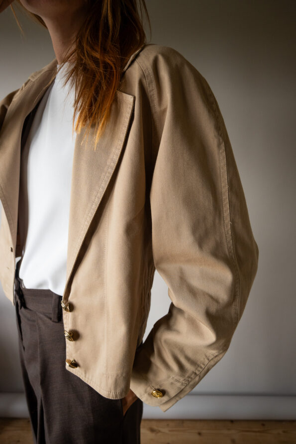 The cotton boxy jacket in beige - Size up to 40 - Image 6