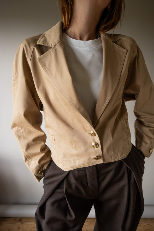 The cotton boxy jacket in beige - Size up to 40 - Image 2