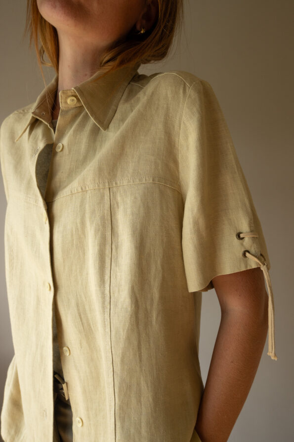 The 100% linen lacing detail blouse - Size up to 40