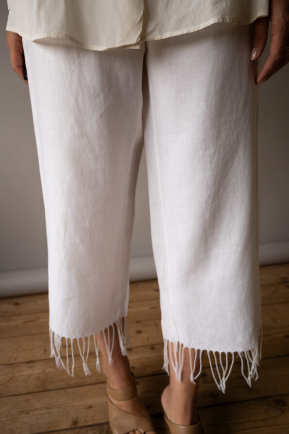 The white tassel trousers - Size up to S/M - Image 6