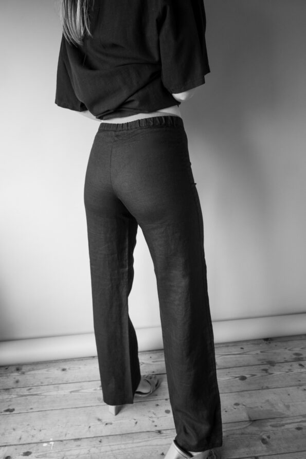 The 100% linen black straight fit pant - Size XS - Image 2