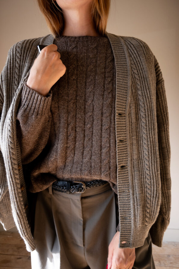 The moose brown cable knit in 100% wool - Size up to L